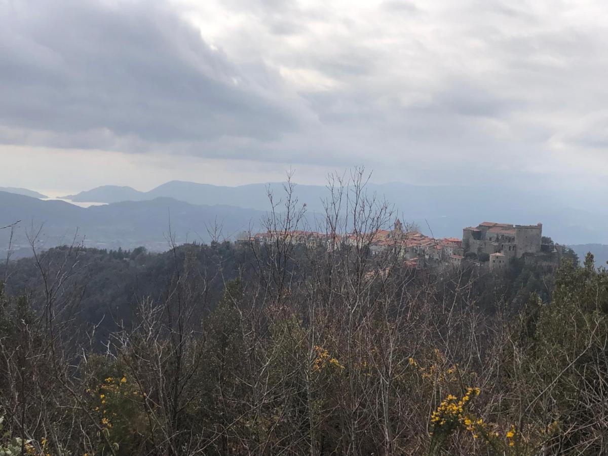Papiriana La Casa Del Borgo_ Breathtaking Sea Wiew Фосдиново Екстериор снимка